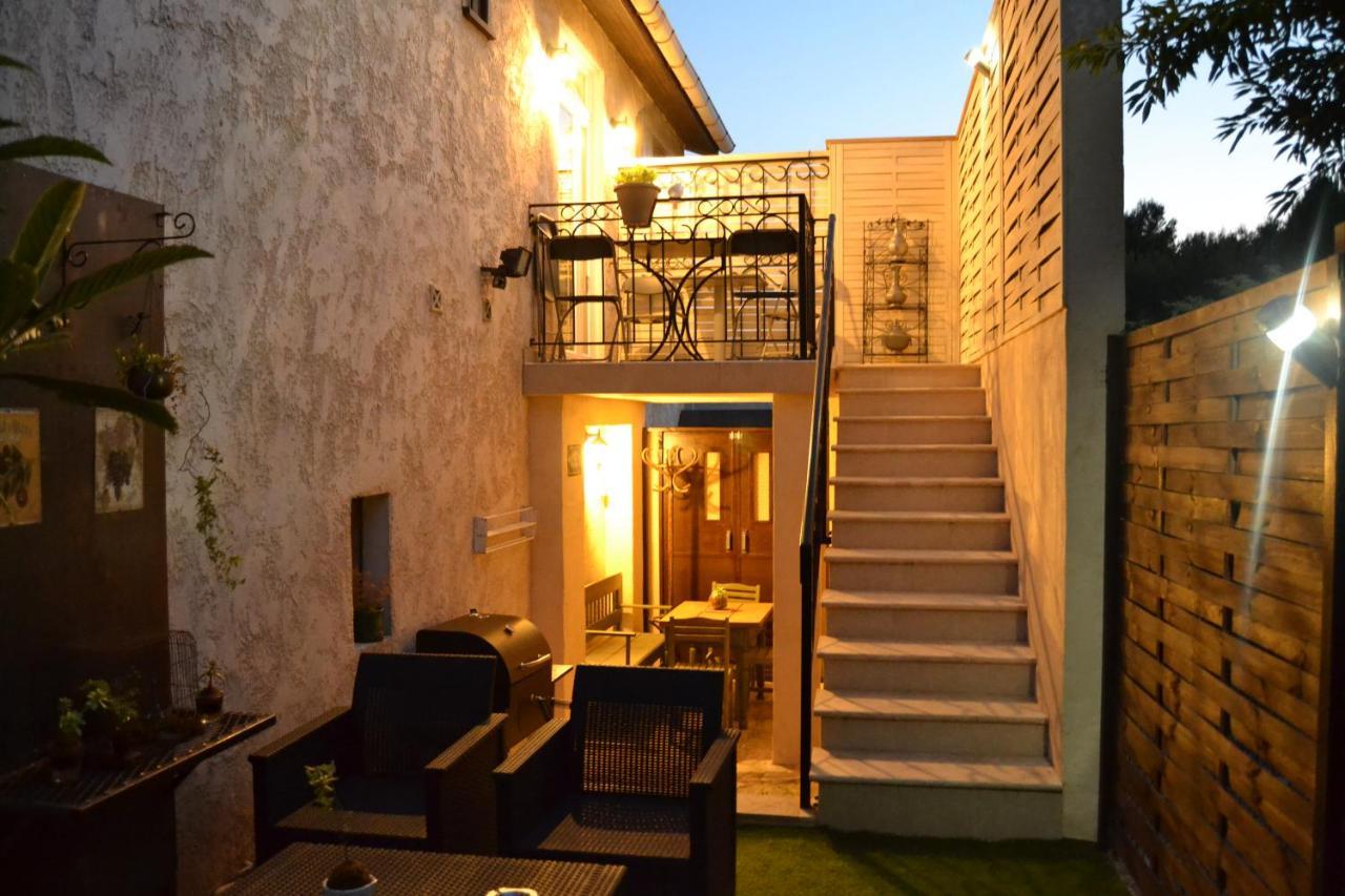 Pavillon De Luberon Apartman Lauris Kültér fotó