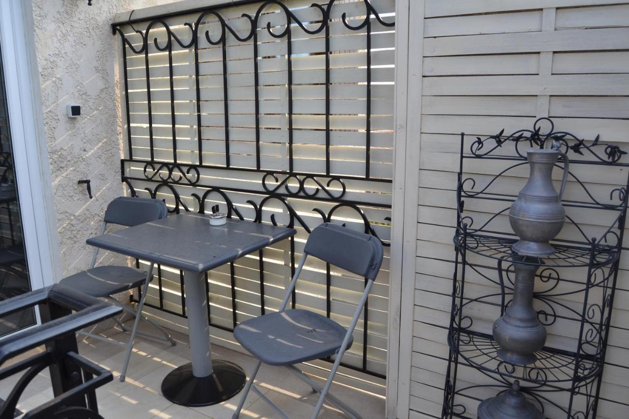Pavillon De Luberon Apartman Lauris Kültér fotó